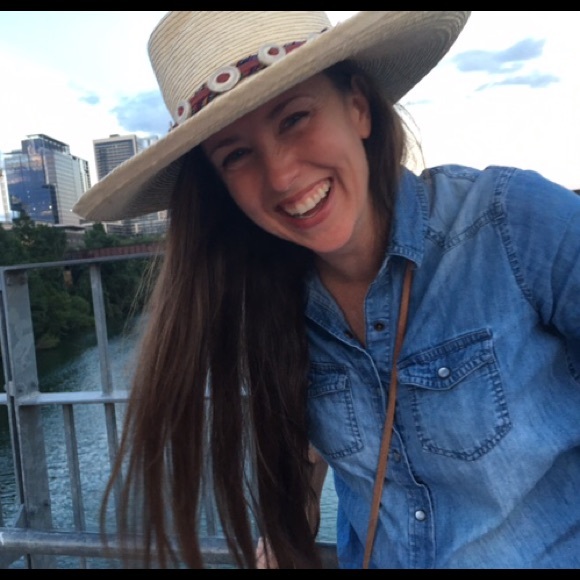 Profile Picture of Jodi Adair (@jodiadair) on Poshmark