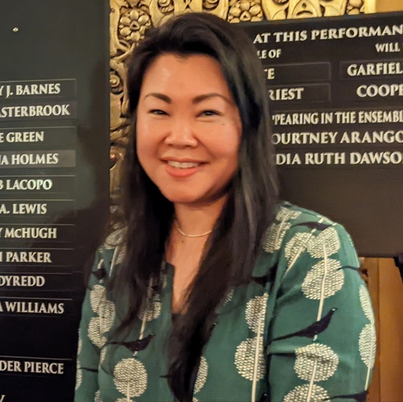 Profile Picture of Janet Choe (@janetchoe828) on Poshmark
