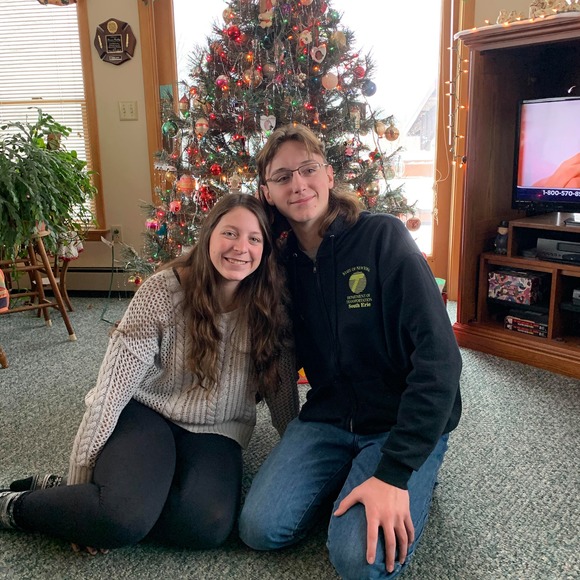 Profile Picture of Karen Wieckowski (@kbw68809) on Poshmark