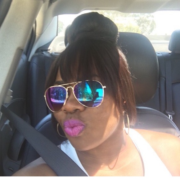Profile Picture of Shanice Clark (@slclark317) on Poshmark