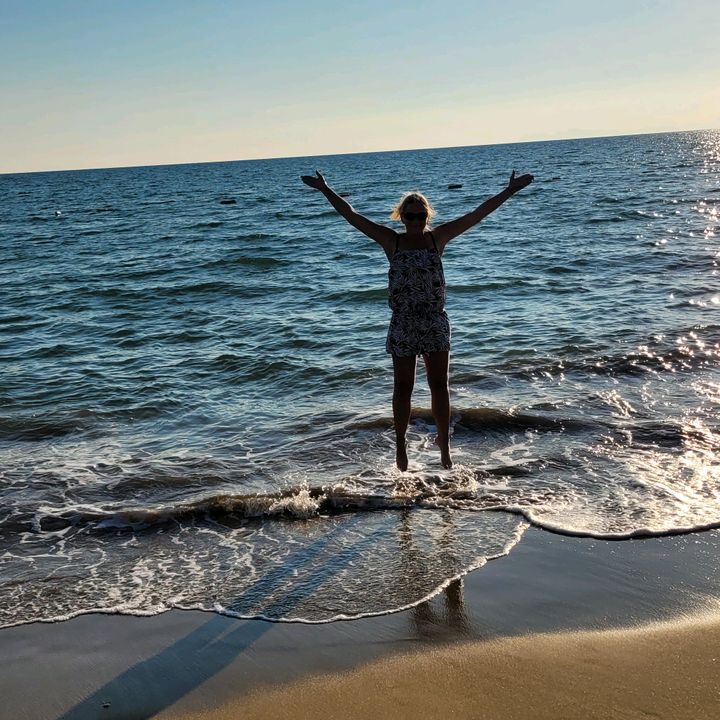 Profile Picture of manu 85 (@manuelamarks3) on Tiktok