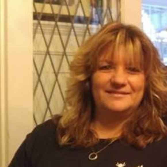 Profile Picture of Pam Bayes (@pambayes) on Poshmark