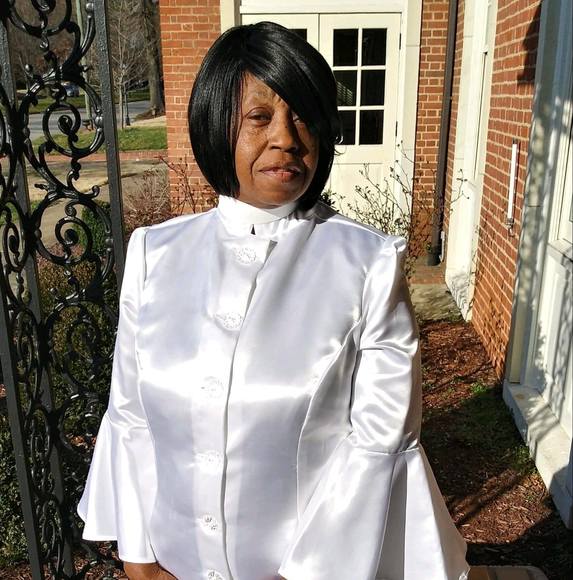 Profile Picture of Evangelist rosetta Garlick (@missvoilet) on Poshmark