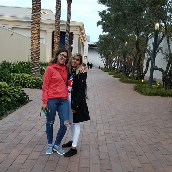 Profile Picture of Juana Hernandez (@juanah1) on Poshmark