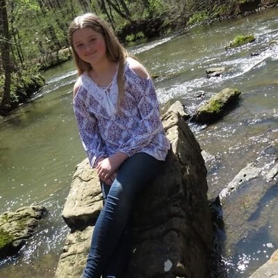 Profile Picture of Ariel Lynn Sims (@ArielLynnSims2) on Twitter