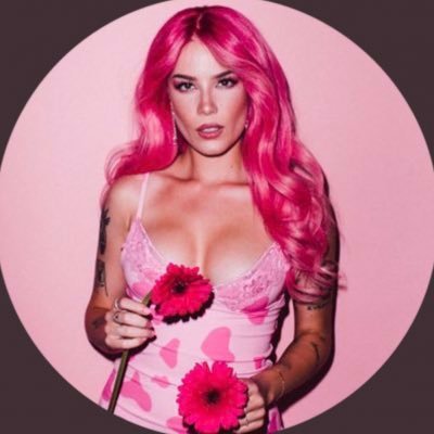 Profile Picture of Ashley Nicolette (@AshleyN67308027) on Twitter
