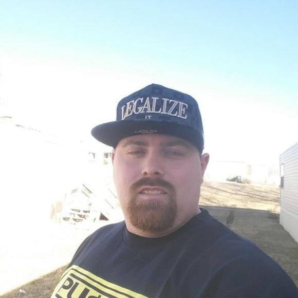 Profile Picture of Jayson Nicholson (@jaynicholson05) on Poshmark