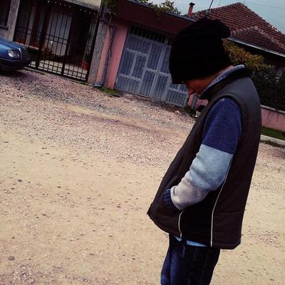 Lisi - Twitter Profile Picture of Lisi (@LisiKurhasku1) on Twitter