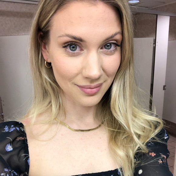 Profile Picture of Sarah Germyn (@bettylou21) on Poshmark