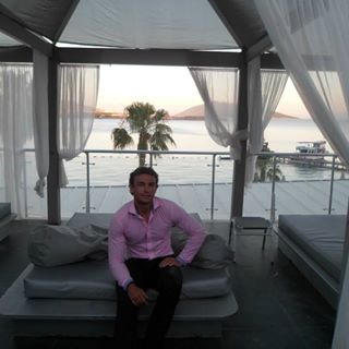 Profile Picture of Tomasz Truszkowski (@tomasz.truszkowski.75) on Facebook