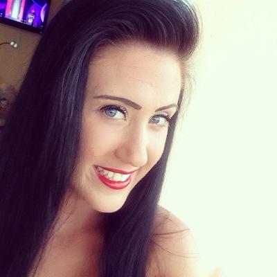Profile Picture of Jodie Lauren Page (@JodieNeedham1) on Twitter