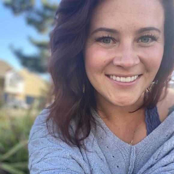 Profile Picture of Kimberly Mcardle (@klmcardle0) on Poshmark