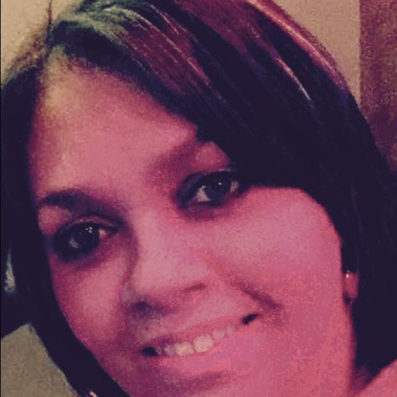 Profile Picture of Phyllis Mitchell (@phylmitch1026) on Poshmark