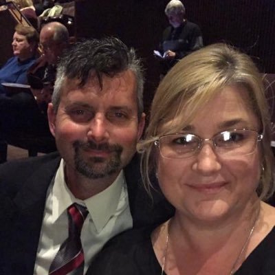 Profile Picture of Pam Robertson (@pamrobertson111) on Twitter