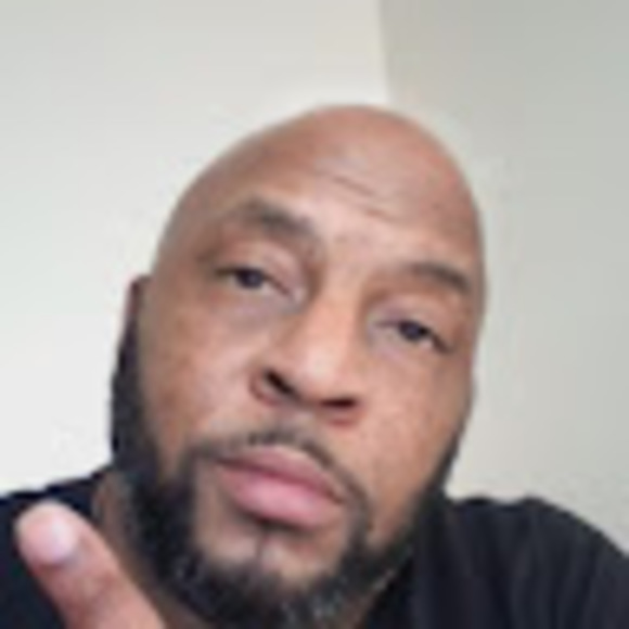 Profile Picture of Melvin Bailey (@ziggywordz) on Poshmark