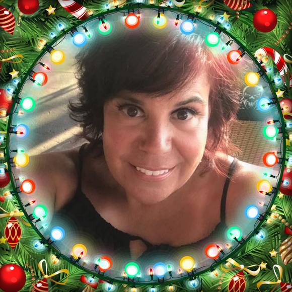 Profile Picture of Amy Bennett (@amydee2012) on Poshmark
