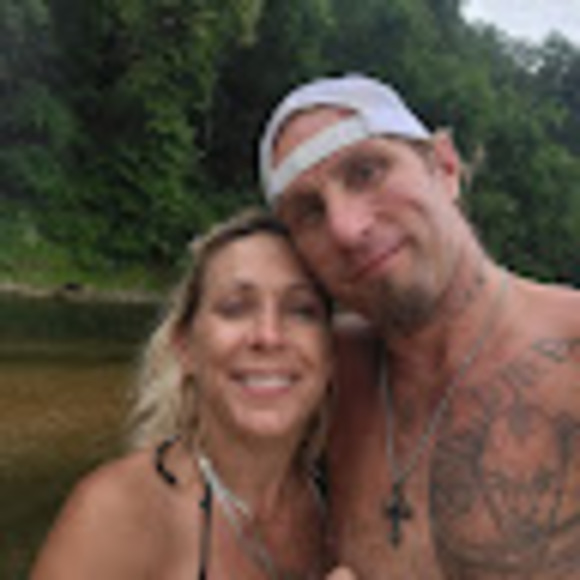 Profile Picture of David Borgmeyer (@davidborgmeyer) on Poshmark