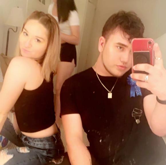 Profile Picture of Aaron Noyes (@noyes9797) on Poshmark