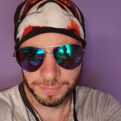 Profile Picture of Michael Nicoll (@MichaelNicoll84) on Twitter