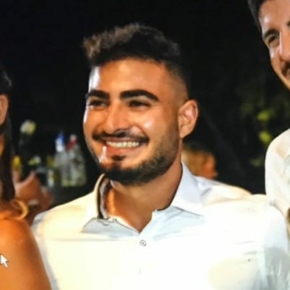 Profile Picture of Itai Hayim (@itai1145) on Poshmark