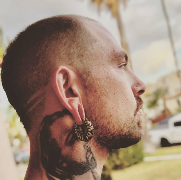 Profile Picture of Michael Gatrell (@mcgatrell) on Poshmark