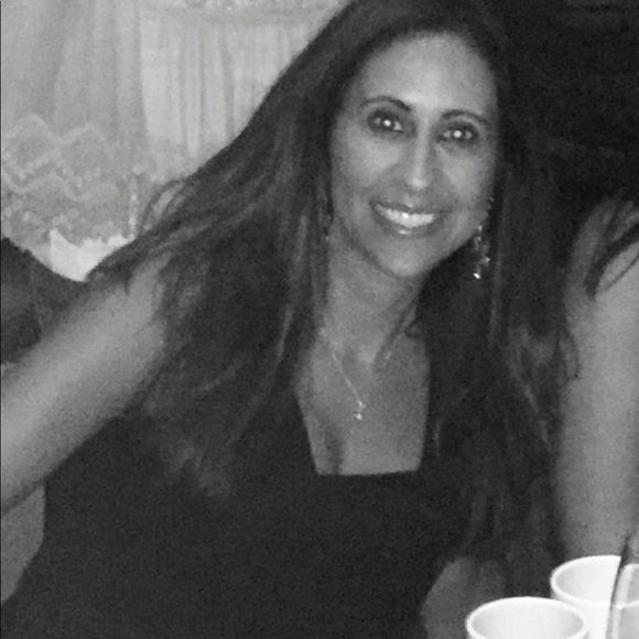 Profile Picture of Janel Durko (@mariejd590) on Poshmark