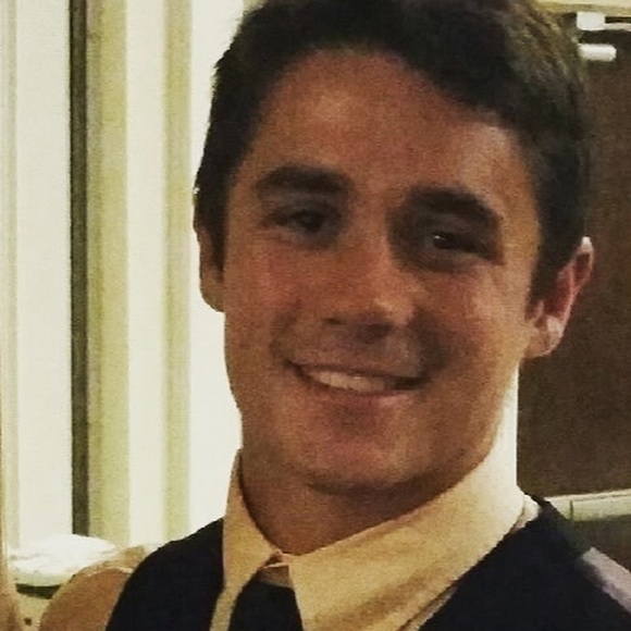 Profile Picture of Kyle Braunschneider (@kbraunschneider) on Poshmark