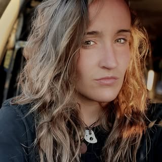 Profile Picture of Victoria H Olson (@victoriahopeolson) on Instagram