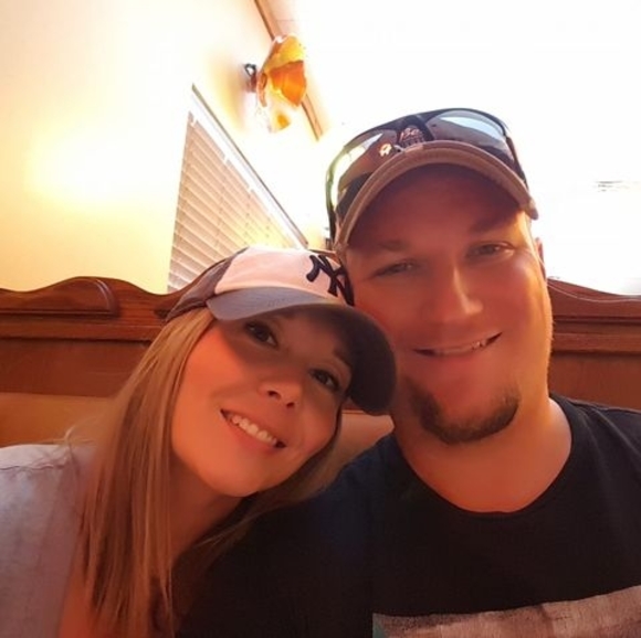 Profile Picture of Randy Burdock (@bodyrepair729) on Poshmark