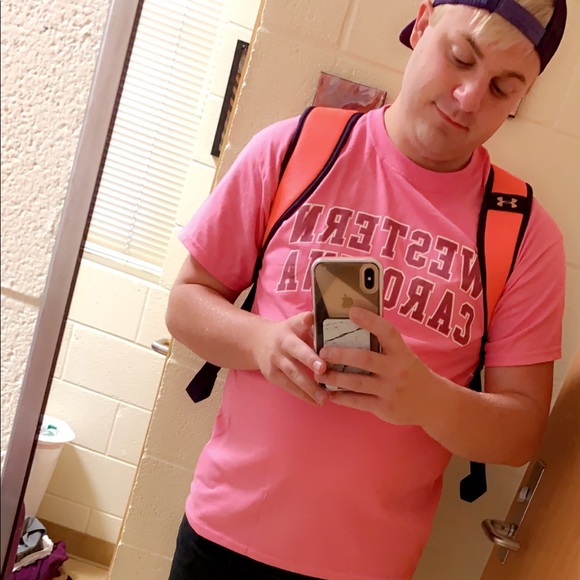 Profile Picture of Blake Ramey (@blake_ramey) on Poshmark
