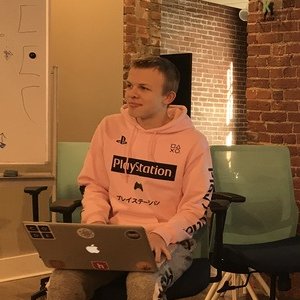 Profile Picture of Luke Silver (@Lukesilver47) on Twitter