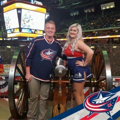 Profile Picture of Lori Danik (@ljdanik) on Twitter