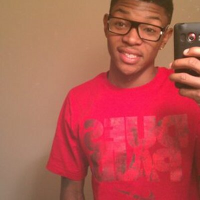 Profile Picture of Tony R Fears (@Flat_top_dunkin) on Twitter