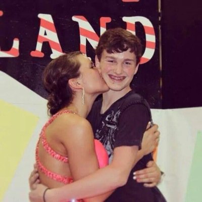 Profile Picture of Jon Iverson (@joniverson42) on Twitter