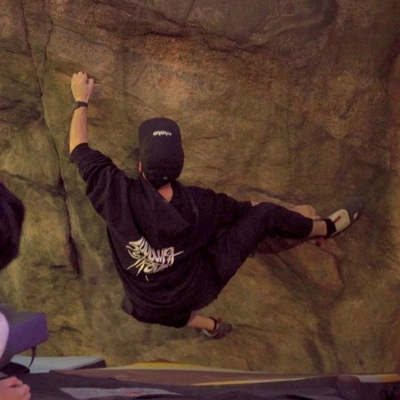 Profile Picture of Justin Wotherspoon (@j_wotherspoon) on Poshmark