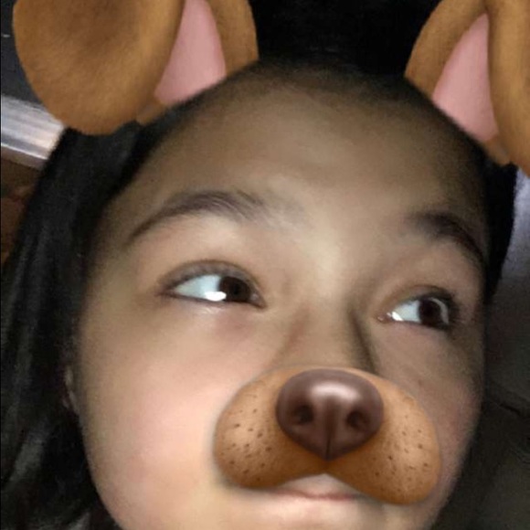 Steph Seabra - Poshmark Profile Picture of Steph Seabra (@imreallybroke) on Poshmark