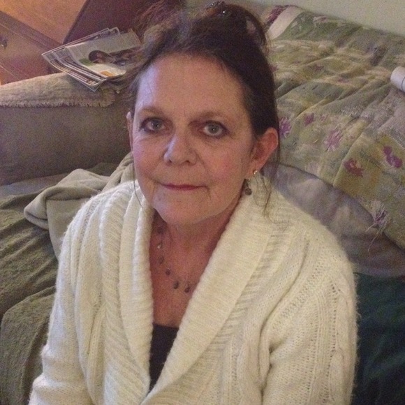 Profile Picture of Susan Doepp (@susieq53) on Poshmark