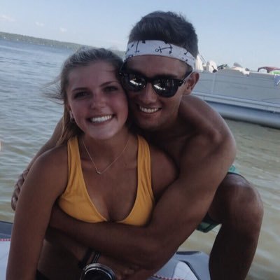 Profile Picture of Isaac (@YaBoiBurgy) on Twitter