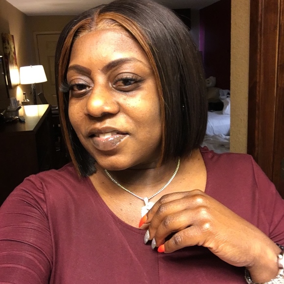 Profile Picture of Brandy Andrews (@brandyandrew920) on Poshmark