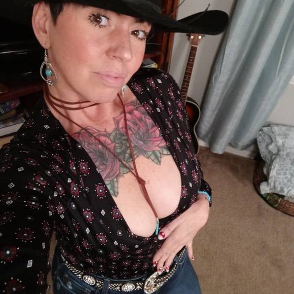 Profile Picture of Jimella Miles (@jymiles78) on Poshmark