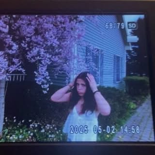 Profile Picture of Julia Warfel (@warfeljulia) on Instagram