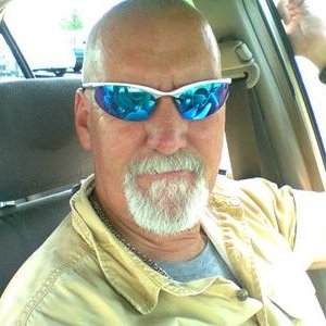 Profile Picture of Pam Crutcher (@Pamlarry2014) on Twitter