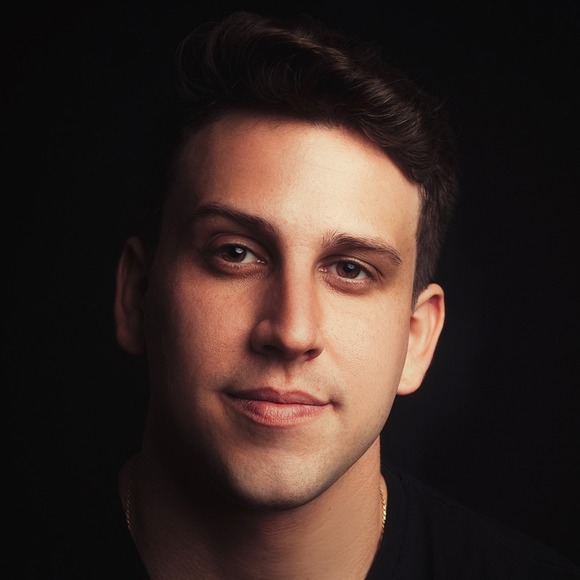 Profile Picture of Niko Polanis (@nikotheactor) on Poshmark