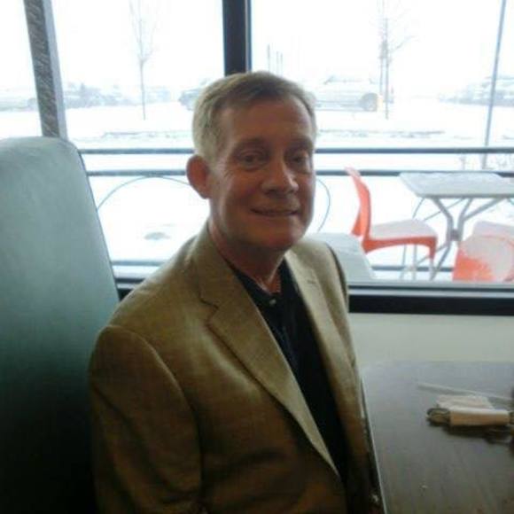 Profile Picture of K edward Gould (@kegfile_10amr) on Poshmark
