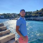 Victor Salmon - Facebook Profile Picture of Victor Salmon (@victor.salmon.18041) on Facebook