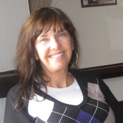 Profile Picture of Lesley Sharp Shep (@lezliworld) on Twitter