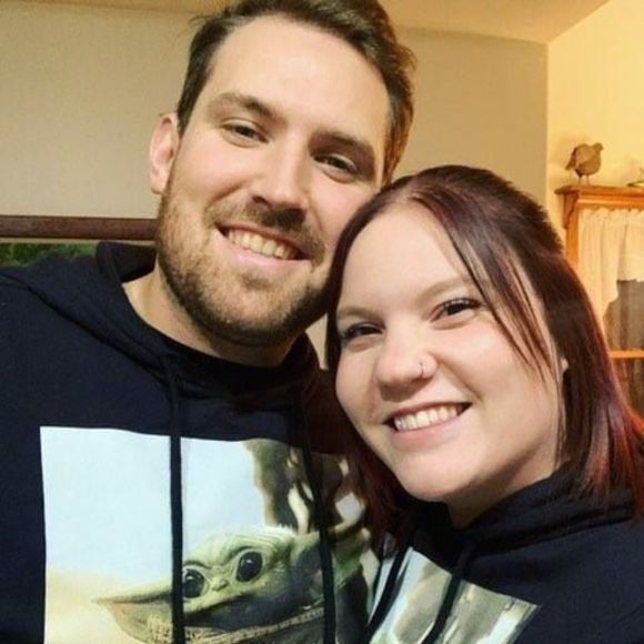 Profile Picture of Alex Witt (@awitt13) on Poshmark