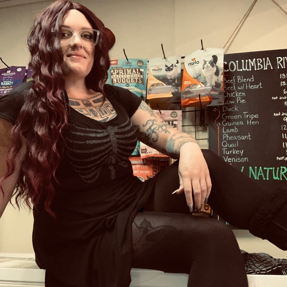 Profile Picture of Jo Erikson (@joerikson) on Poshmark