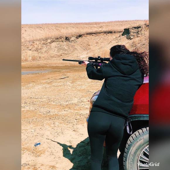 Profile Picture of Kenny Wood (@kennedywood16) on Poshmark