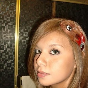 Profile Picture of Claudia Elizabeth Ruan (@l4_5u64r_834r) on Myspace